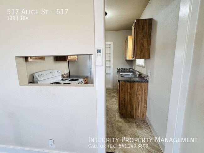 Photo - 517 Alice St Unit 517
