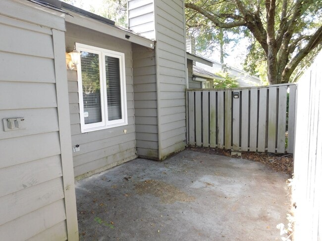 53 A Gentry Cove