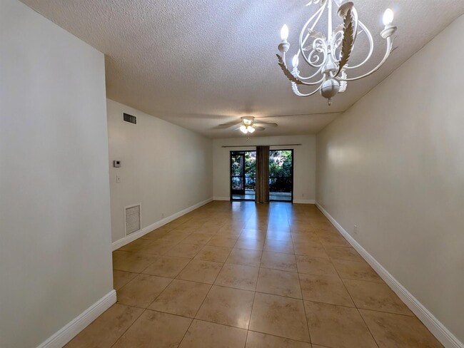 Photo - 3119 Oakland Shores Dr Unit C110