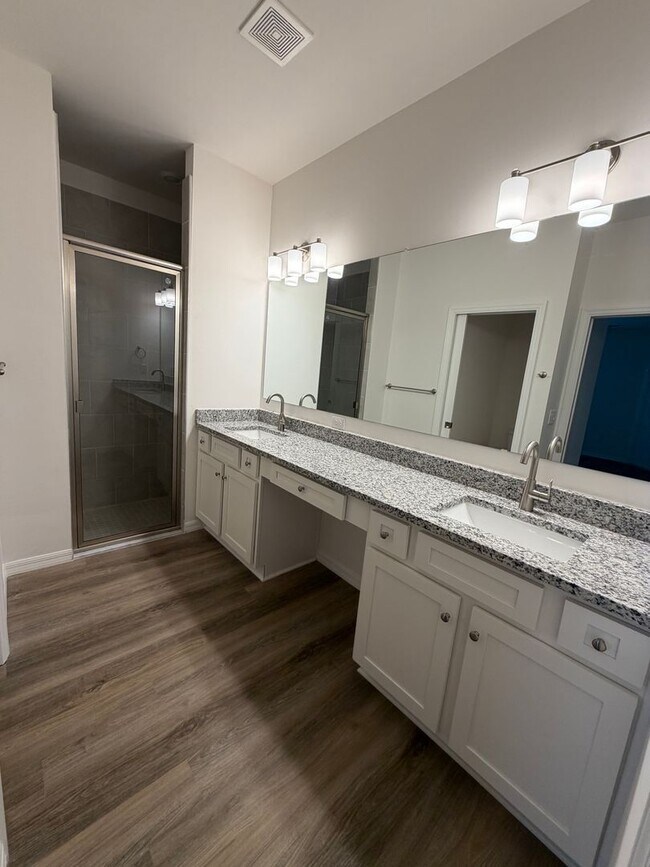 Photo - 16075 Badalona Dr