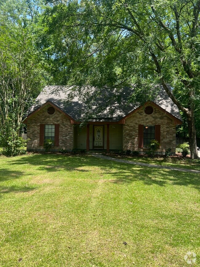 Building Photo - 713 Willow Oak Ln Rental