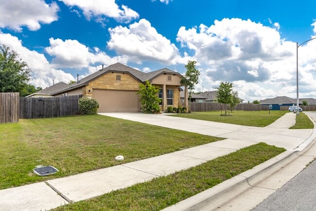 Photo - 1411 Elbe St