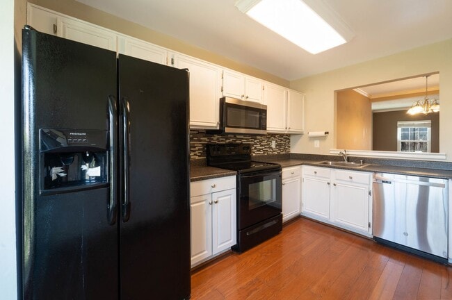 Photo - Great 3 BD 3.5 BA Townhome in a great location!