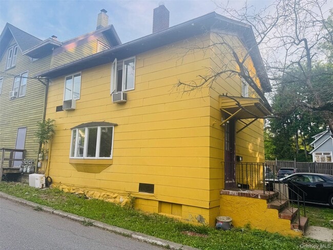 Photo - 270 Hudson St
