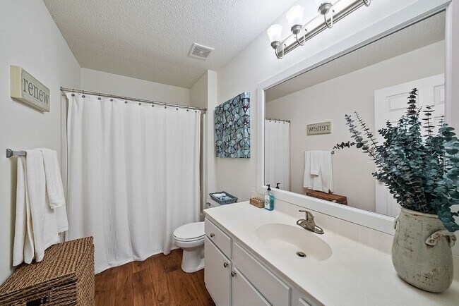 29 Edgewater