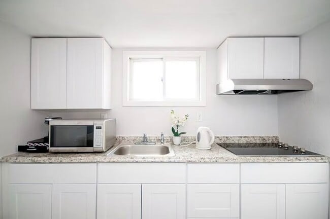 Photo - 243 Princeton St