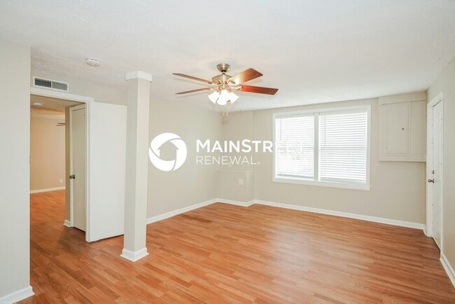 4 Bedroom Pet-Friendly Home in NASHVILLE, TN with Main Street Renewal