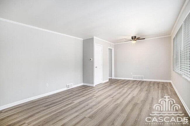 Building Photo - 7662 Norwood St Rental