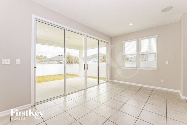 Photo - 1067 Persimmon Dr