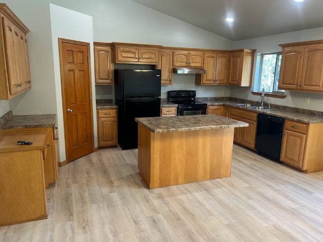 1235 Trailside Terrace