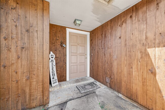 Photo - 2310 Woodwind Dr