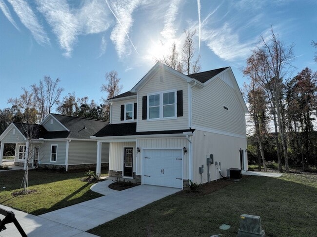 Photo - 1032 Moen Lp