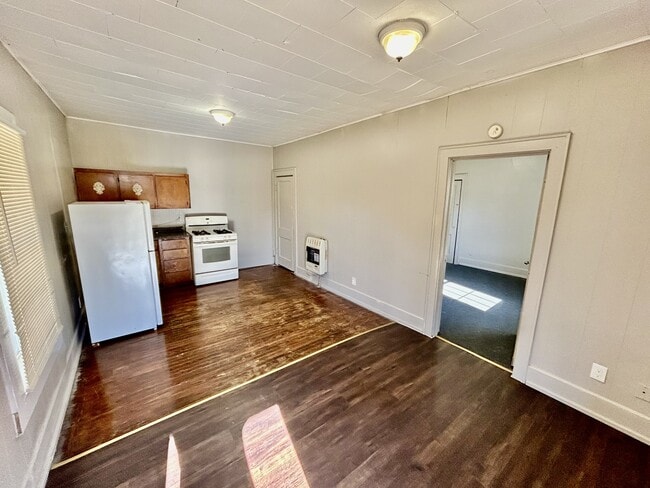 Photo - 424 S Johnston Ave