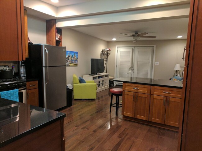 2B 2 BA, Federal Hill! - 2B 2 BA, Federal Hill! Casa