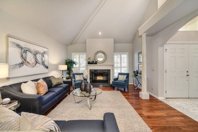 Photo - Elegant Granite Bay Home Located in Treelake Village and the Eureka Union School District