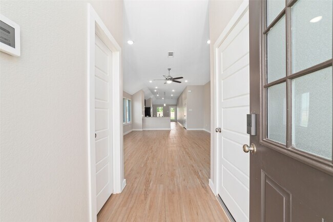 Photo - 8326 Royal Breeze Dr