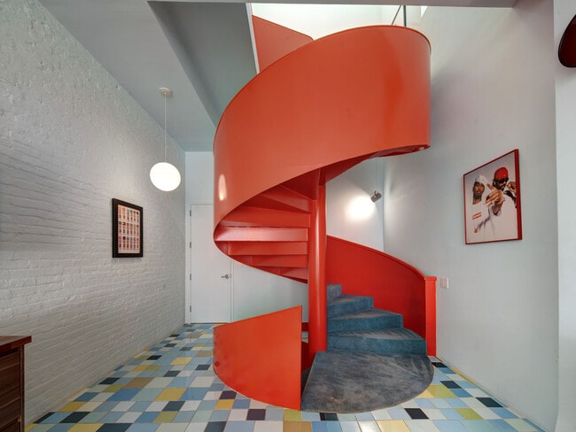 Photo - 290 Bleecker St