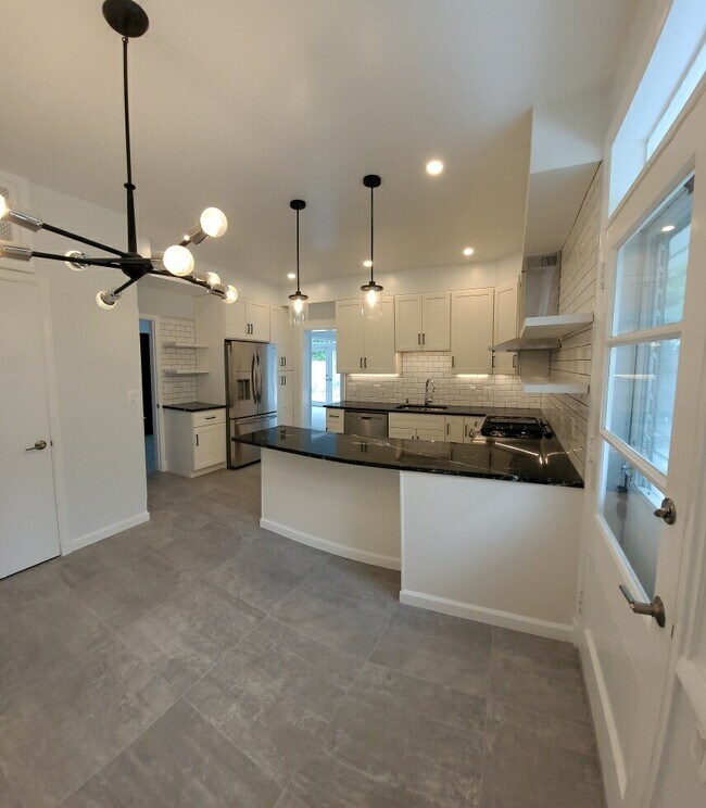 Photo - 3020 Brandywine St NW