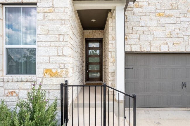 Photo - 1712 Martin Wls St