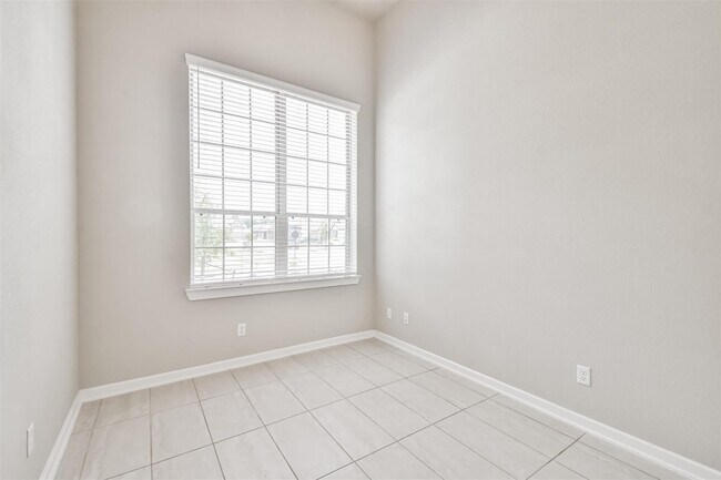 Photo - 27025 Sofia Forest Dr