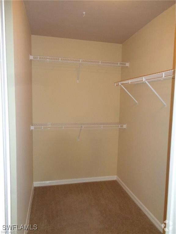 Building Photo - 935 Brainard St E Rental