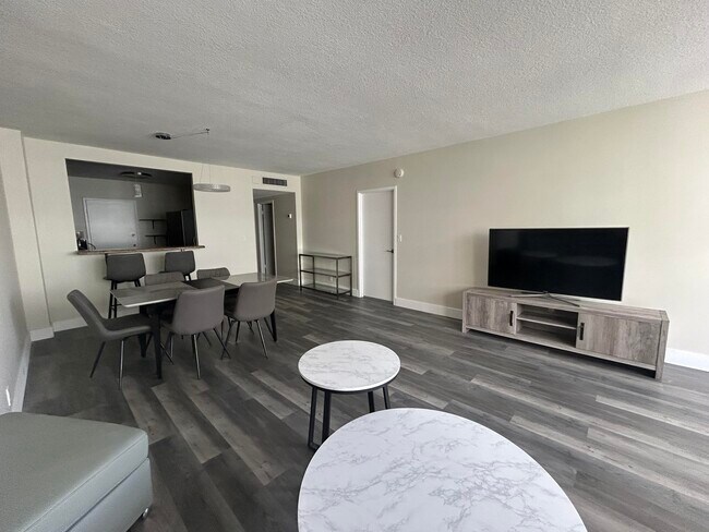 Photo - 3725 S Ocean Dr Unit 721