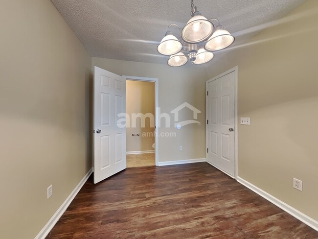 3011 Mapleleaf Drive