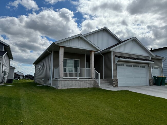 4-bedroom, 3-bathroom West Fargo Single-Fa... - 4-bedroom, 3-bathroom West Fargo Single-Fa... Casa