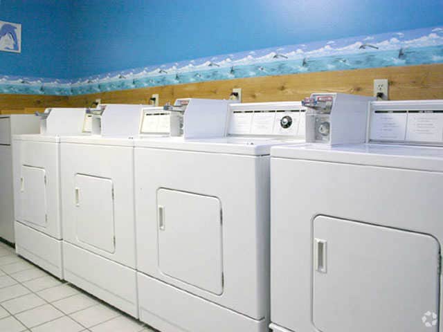 Laundry - Autumn Ridge Apartments