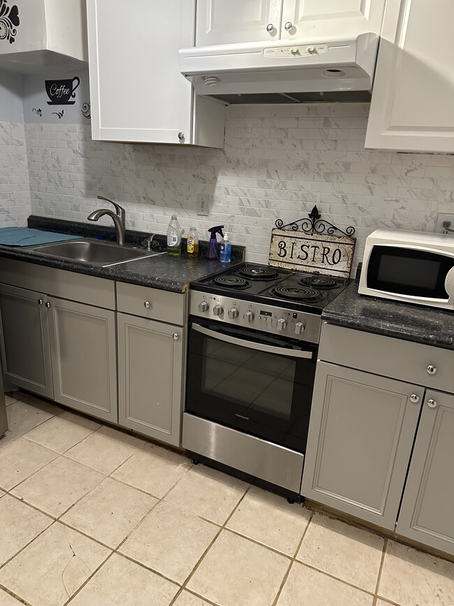 Building Photo - 1424 Decatur St NW Rental