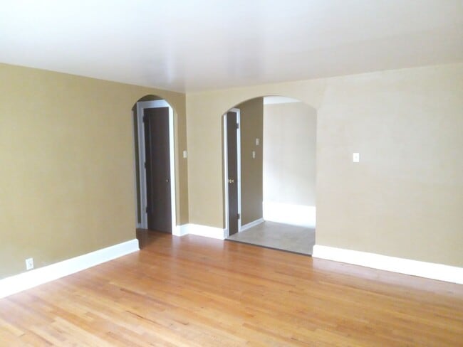 Building Photo - 212 N 6th St Unit C5 Rental