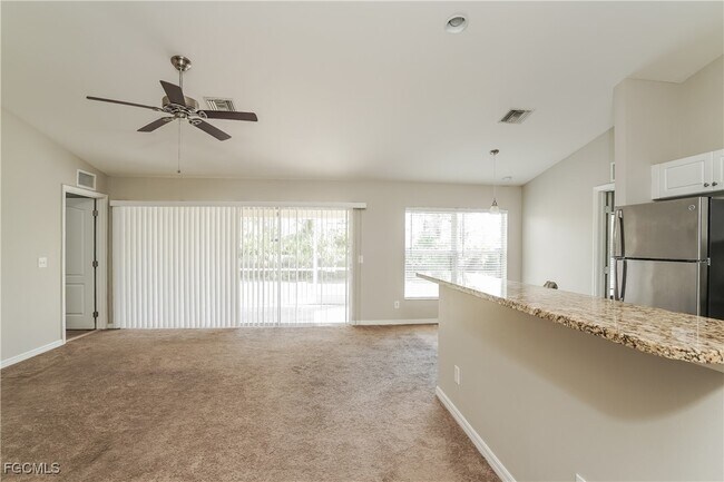 Photo - 769 Gaylord Ave S