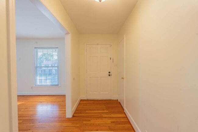 Photo - 7327 Meadowdale Ln