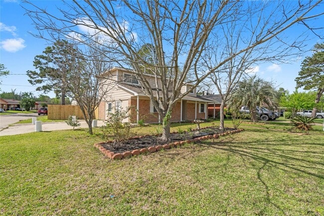 Photo - 907 Northbend Dr