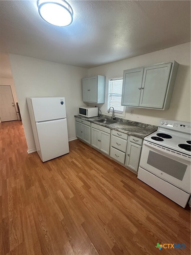 Photo - 808 S Cameron St