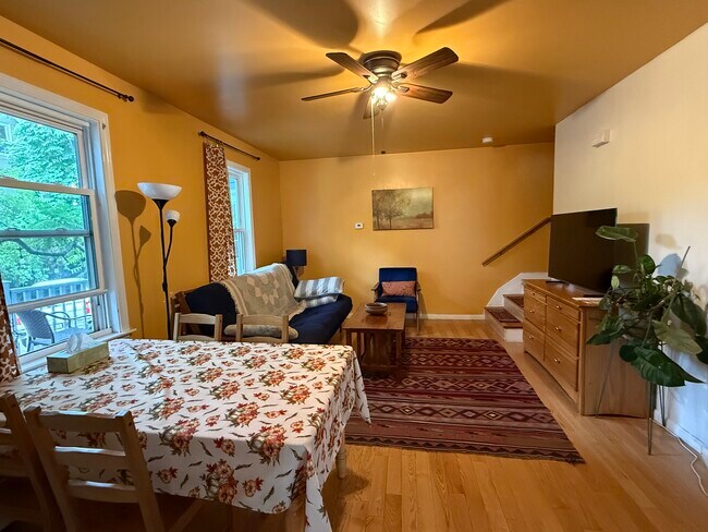 Photo - 120 Park St