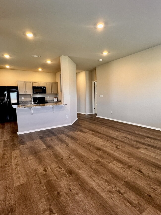 Photo - 2709 Evans St