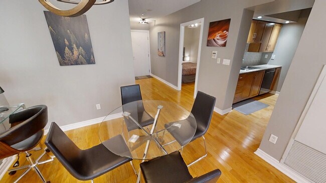 270 Wellington St W Unit SI FL1-ID1030946P