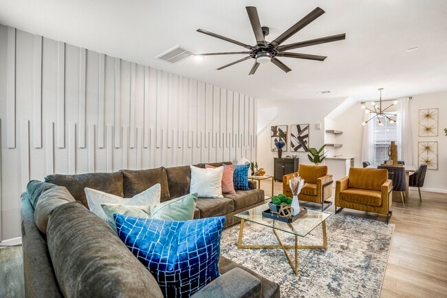 Photo - 10477 Pineland Dr