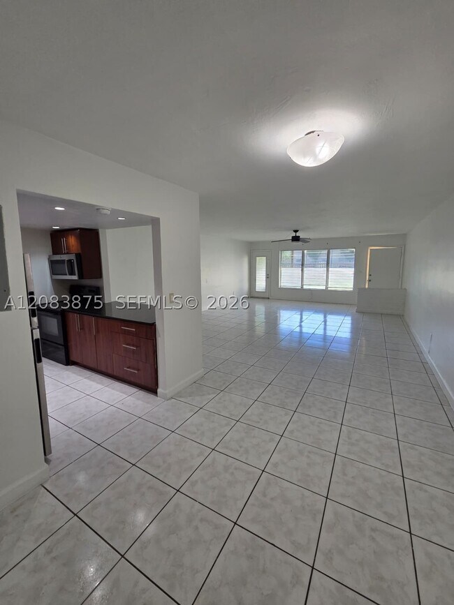 Photo - 1885 NE 121st St Unit 8