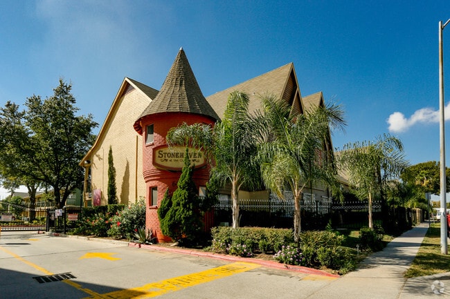 Photo - Stonehaven at the Galleria