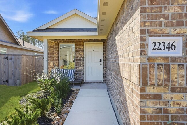 Building Photo - Gorgeous all renovated Home in New Caney, TX!.