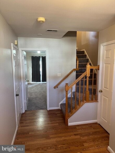 Photo - 113 Pinecove Ct