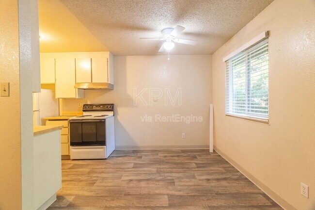 4332 Pacific Ave Unit 54