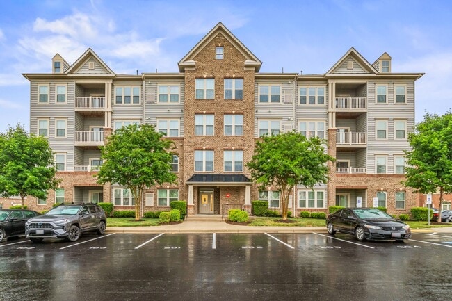Building Photo - 6501 Walcott Ln