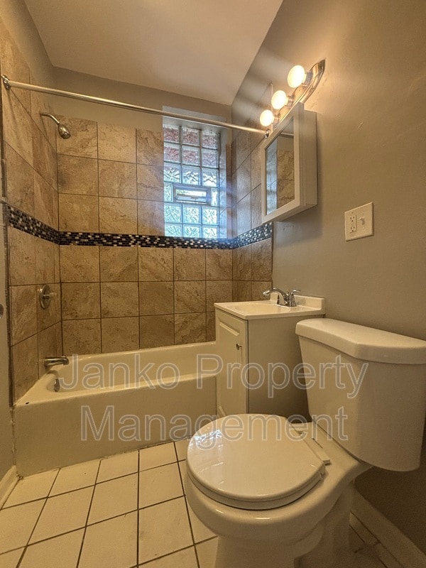 Photo - 1465 E 68th St Unit 2