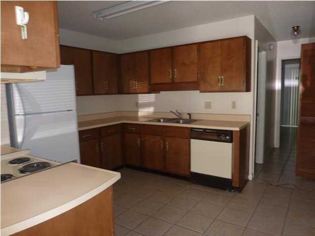 Photo - 129 SE Scottwood Dr