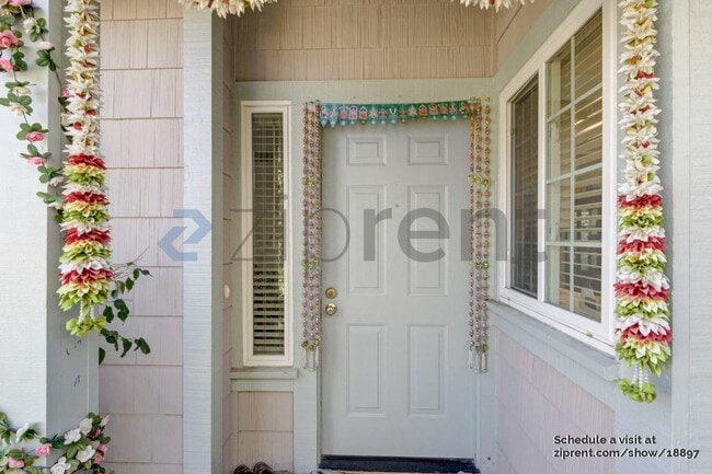 Photo - 4533 Silvercrest Way