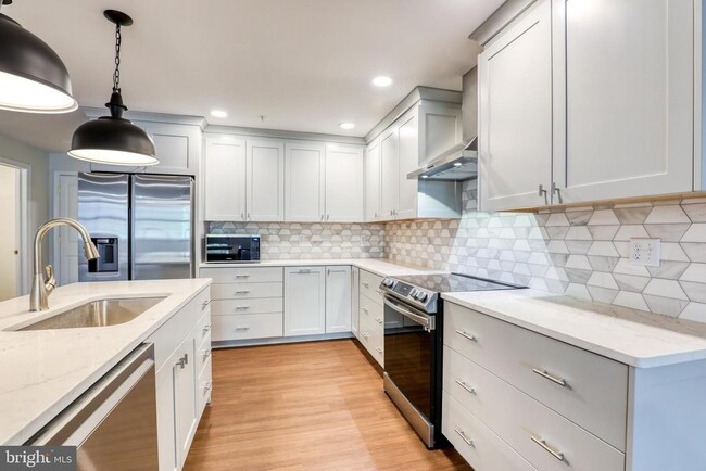 Photo - 210 E Boscawen St Unit 204