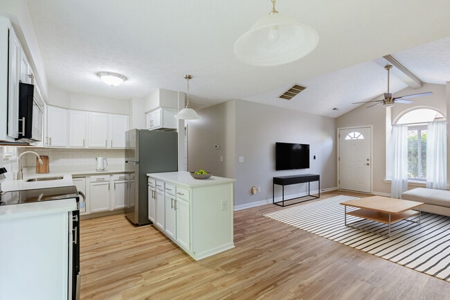Building Photo - Cheswick Village